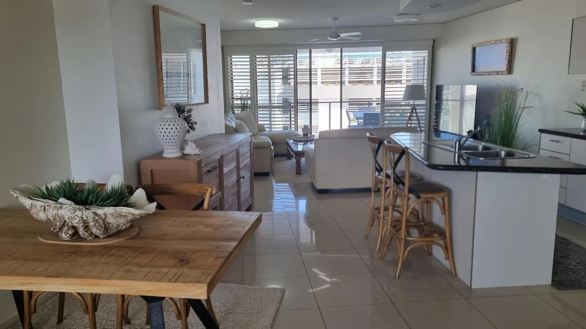 Aparthotel The Waterford Prestige Apartments Caloundra