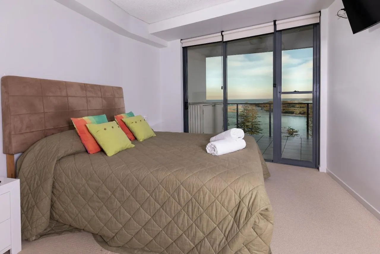 The Waterford Prestige Apartments 칼론드라 아파트호텔