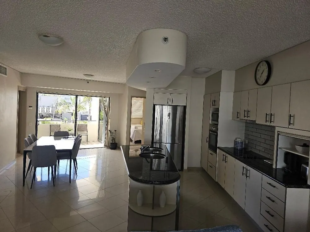 The Waterford Prestige Apartments 칼론드라 4*,